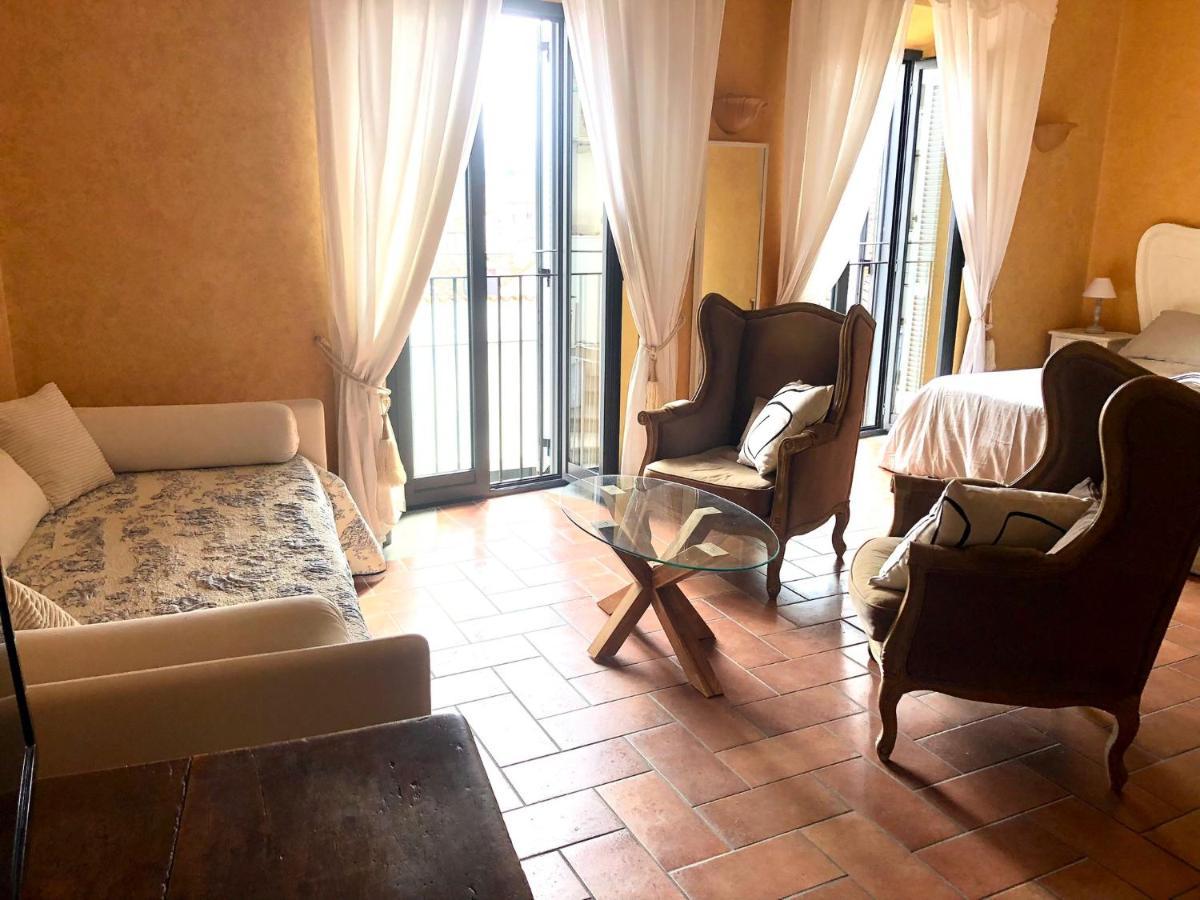 S. Faustino Rooms Viterbo Bagian luar foto